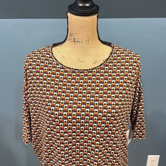 NWT LulaRoe oversized short sleeve shirt size XS women’s - Picture 2 of 7